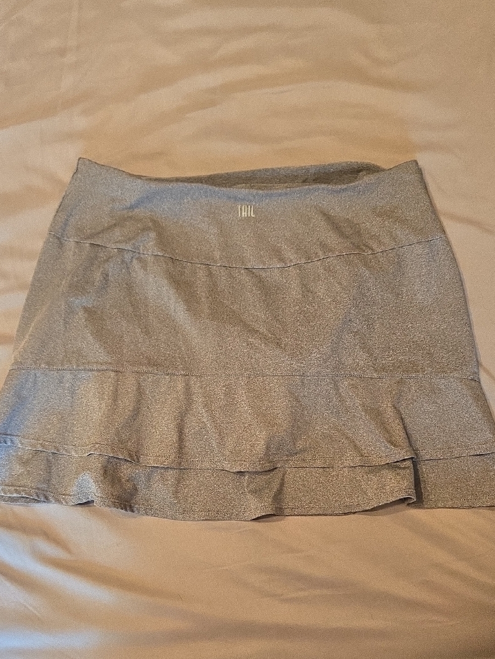 Tail Gray Ruffle Golf Skirt
